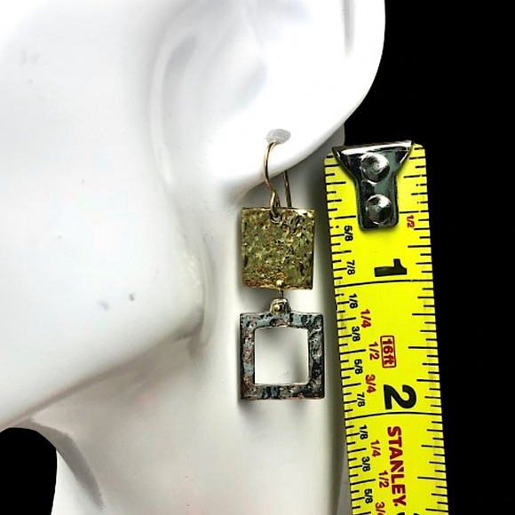 HAMMERED Two Tone Square Earrings and Bracelet Set - Picture 7 of 14